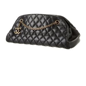 Chanel Just Mademoiselle Bowling Bag Medium. Black in color